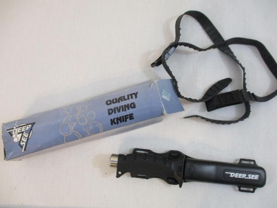 Quality Deep See Diving Knife with Plastic Sheath and original box, 15 oz