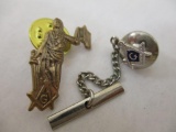 Masonic Pin and Tie Tack, pin marked Robert L Dluge Jr RWGM 2000-2001, 1 oz