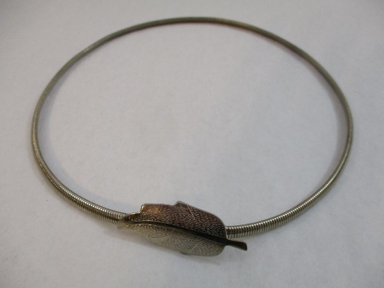 Silver Tone Leaf Stretchy Necklace/Small Belt, 2 oz