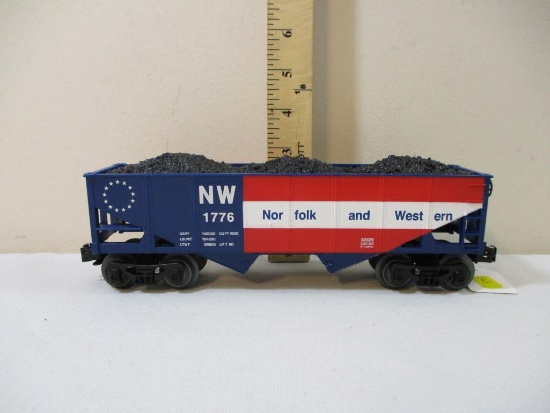 Lionel NW 1776 Norfolk and Western Hopper 82429, O Scale, excellent condition, 8 oz