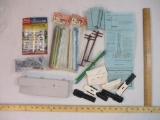 Lot of Assorted Train Display Items including utility poles, traffic signs, platform and more, 14 oz