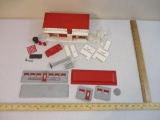 Plasticville HO Scale Gas Station and Diner, see pictures for condition and included pieces, AS IS,