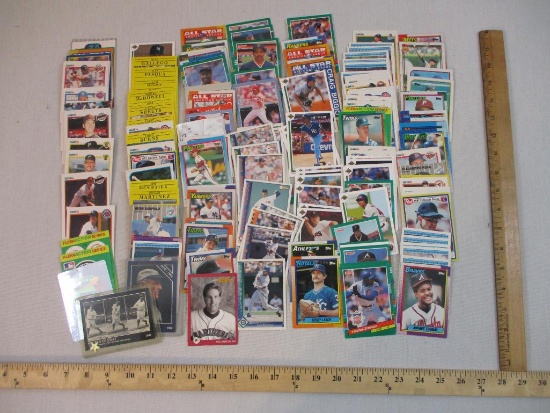 MLB Baseball Trading Cards from Assorted Brands, early 1990s including Greg Maddux, Barry Larkin,