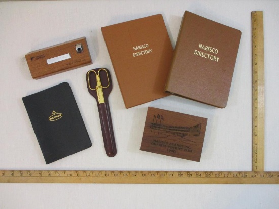 Nabisco Brands Desk Items including Nabisco Brands Inc Quarter Century Club 1990 Wooden Box with
