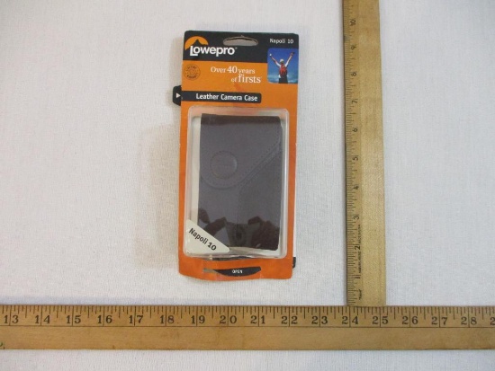 Lowepro Leather Camera Case Napoli 10, in original packaging, 4 oz