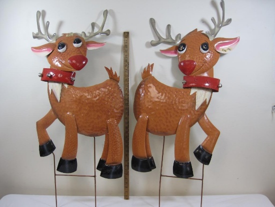 Two Metal Bobble Head Christmas Reindeer Lawn Decorations Approx 40 Inches Tall