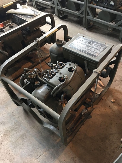 US Army Generator Set Gasoline Engine 1.5 KW 28 Volts DC Single Phase, restored with sealed tank