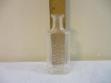 HR Parvin Druggist Ramsey NJ Embossed Glass Bottle, WT Co USA, 3 oz