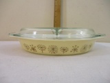 1950s Promotional Pyrex Cinderella 1 1/2 Qt Divided Dish with Lid, 4 lbs 4 oz