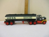 HESS Fuel Oils Toy Truck Bank, 1984, made in Hong Kong, 1 lb 5 oz