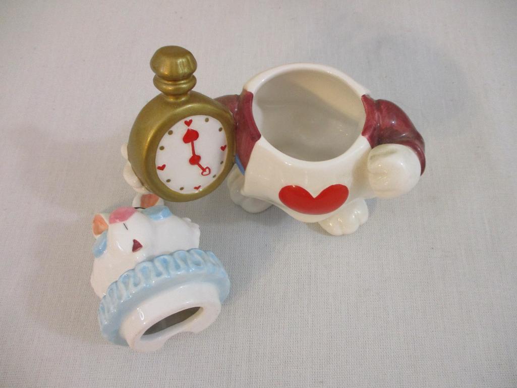 Disney Alice In Wonderland Alice Cheshire Cat Ceramic Salt & Pepper Shakers  NEW