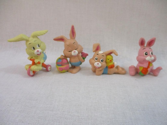 Four Plastic 1979 Bunny Figures, W Berrie, 4 oz