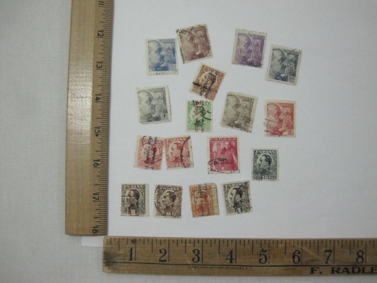 Assortment of Postage Stamps of Spain, assorted Dates and Denominations, hinged