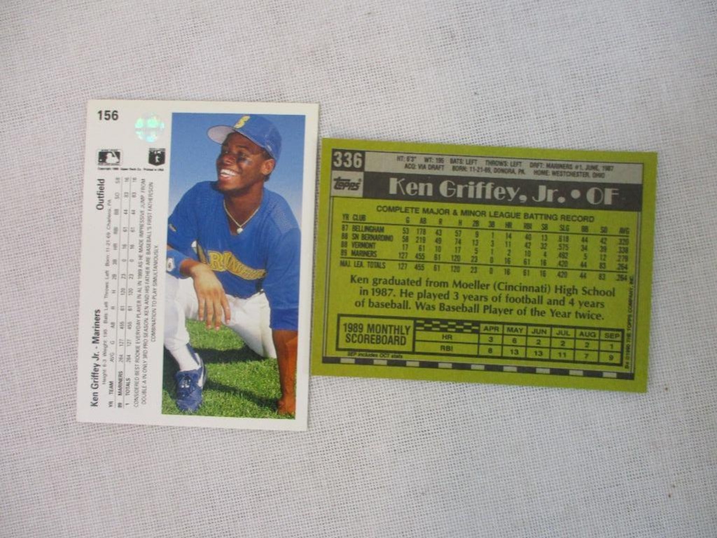 Eight Early Ken Griffey Jr Baseball Cards, 4 oz | Art, Antiques &  Collectibles Collectibles Sports Memorabilia Sports Cards | Online Auctions  | Proxibid