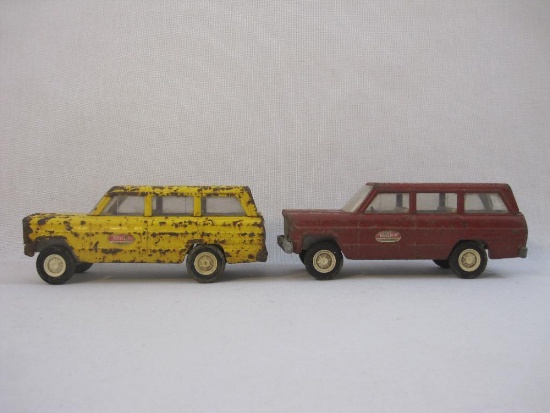 Two Pressed Steel Tonka Jeep Wagoneer Station Wagon, see pictures for condition, 2 lbs