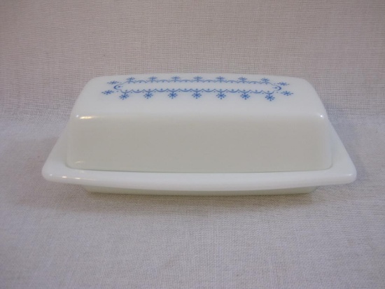 Vintage Pyrex Snowflake Blue Butter Dish 72-B, 1 lb