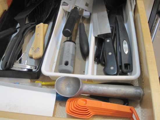 Kitchen Tools including Pampered Chef, Emeril Knife and more