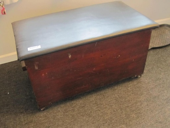 Browns Cedar Lined Foyer Chest with Wheels, has some marks, see pictures for details