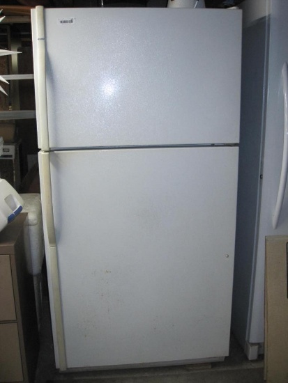 Kenmore Refridgerator with Automatic Icemaker