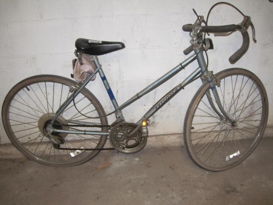 Murray Women's High Tech Racer 10 Speed Bicycle