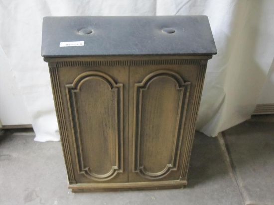 Hamper with Padded Vinyl Lid and Molded Plastic Body