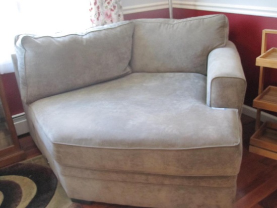 Sectional Corner Piece/Oversize Chair
