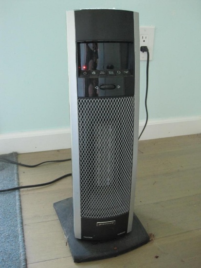 Bionaire Electric Heater Model BCH9212, 20" tall