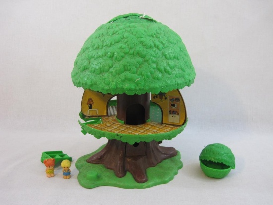 1975 General Mills/Kenner Tree Tots Family Tree House Playset, see pictures, 2 lbs 11 oz