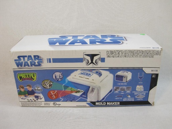 Star Wars Creepy Crawlers Mold Maker, in original box, 2008 Jakks Pacific Inc, 2 lbs 14 oz