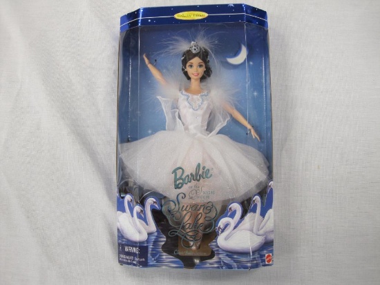 Barbie as The Swan Queen in Swan Lake Classic Ballet Series, NRFB, Barbie Collectibles, 1 lb