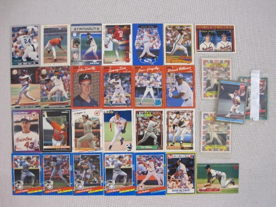 Assorted MLB Baseball Cards featuring Mike Mussina, Mark McGwire, Ken Griffey Jr, Sammy Sosa and