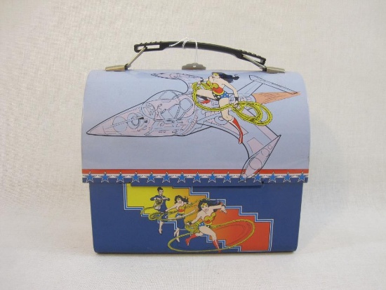 Wonder Woman Metal Lunch Box, Vandor Collectible Tins, 12 oz