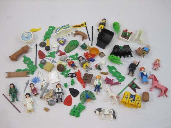 Assorted Lego People and Accessories, 1 lb