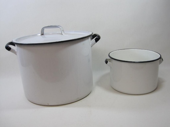 Five Gallon White Enamelware Pot with Lid with smaller pot
