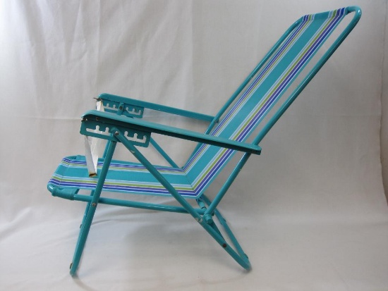 Multicolor Reclining Beach Chair, with Carry Strap