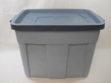 Rubbermaid 18 Gallon Keepers Tote