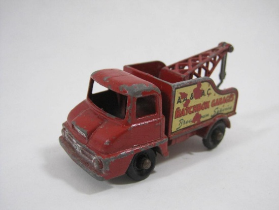 Lesney "Matchbox" Series No. 13 Thames Trader Wreck Truck, A.A. & R.A.C. Matchbox Garages Breakdown