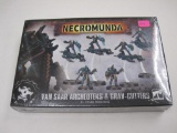 Warhammer Necromunda Van Saar Archeoteks and Grav-Cutters, Sealed NIB, Includes 6 Citadel Miniatures