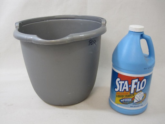 Sterilite 10 Quart Gray Plastic Bucket with 64 oz Stay-Flo Liquid Starch
