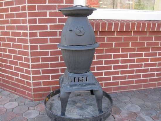 UMCO Cast Iron Pot Belly Stove, Coal Shaker Inside, Stands 34 Inches Tall X 16 inches Wide