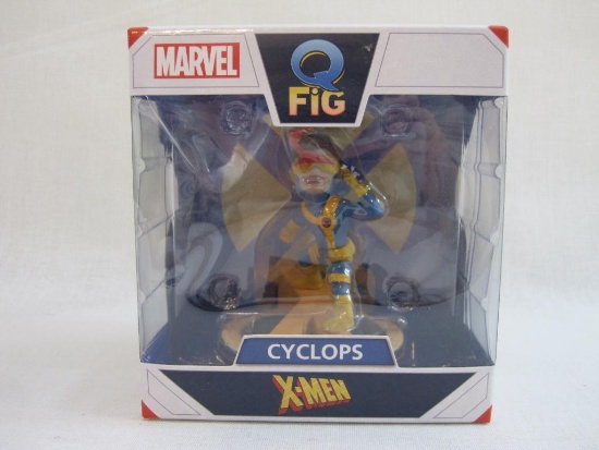 X-Men Q Fig Cyclops Figure, new in box (see pictures for minor damage to box), 2019 Marvel/Quantum