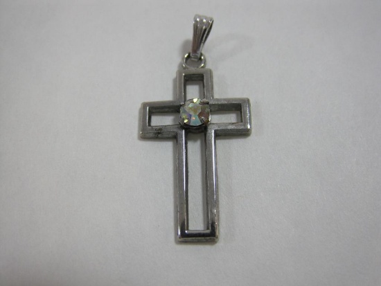 Sterling Silver Cross Pendant, 1.2 g
