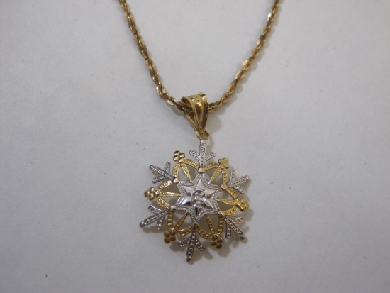14K Gold Two-Tone Snowflake Pendant and Necklace, 3.4 g total weight