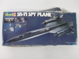Revell SR-71 Spy Plane Model Kit, 1/72 Scale, Unassembled, No. 4414, 1981 In Original Box, 10 oz