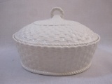 Belleek Everyday Basketweave Covered Serving Dish, new in box, 3 lbs 11 oz