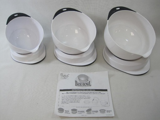 Base-bowl Set of Three Bowls by Fiesta Products in White, New in Packaging