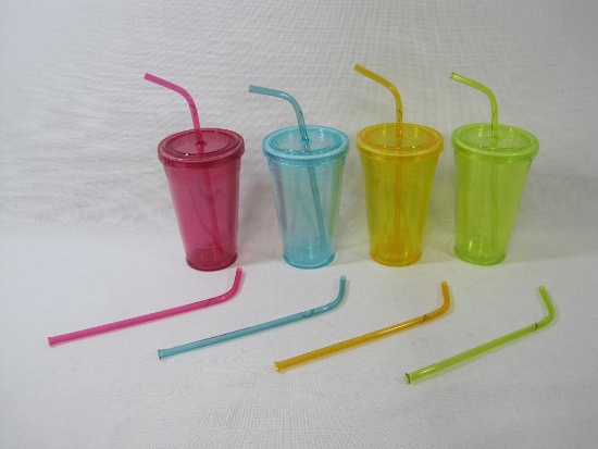 IJO On The Go Set of Four 18 oz Reusable Acrylic Tumblers with Twist On Cap and Straws,