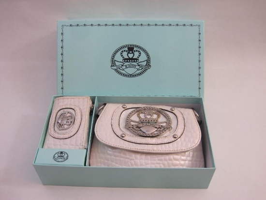 New Kathy Van Zeeland Small Crossbody Purse and Wallet Set in box, 1 lb 6 oz
