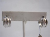 14K White Gold Textured Hoop Earrings, made in Dominican Republic, 2.5 g