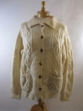 Browns of Bermuda 100% Pure New Wool Sweater, Large, 1 lb